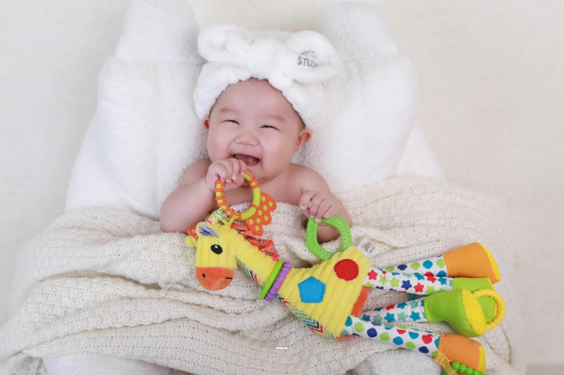 保亭宝宝最晚多久会走路 保亭宝宝最晚多久会走路